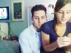 Молодая пара любителей решила блеснуть сексом перед веб камерой